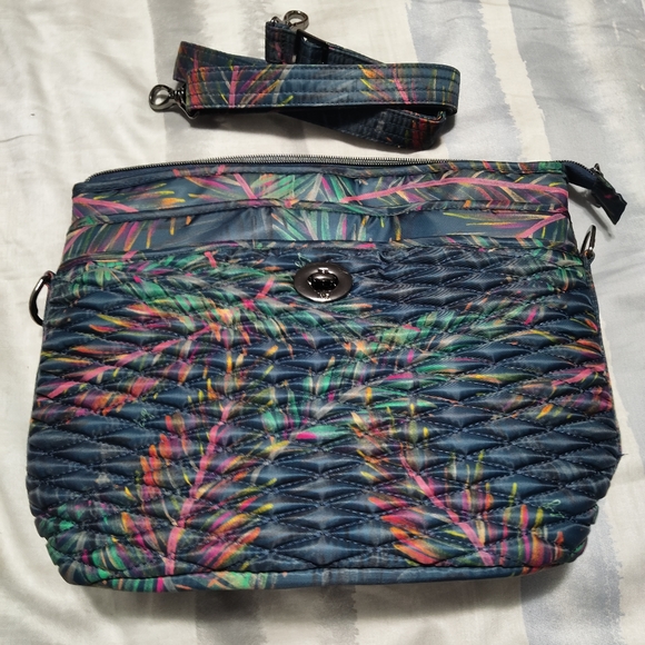 lug Handbags - lug Adagio